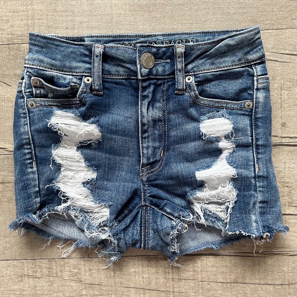 American Eagle Outfitters Distressed Denim Hi-Rise Shortie Cut Off Shorts 00